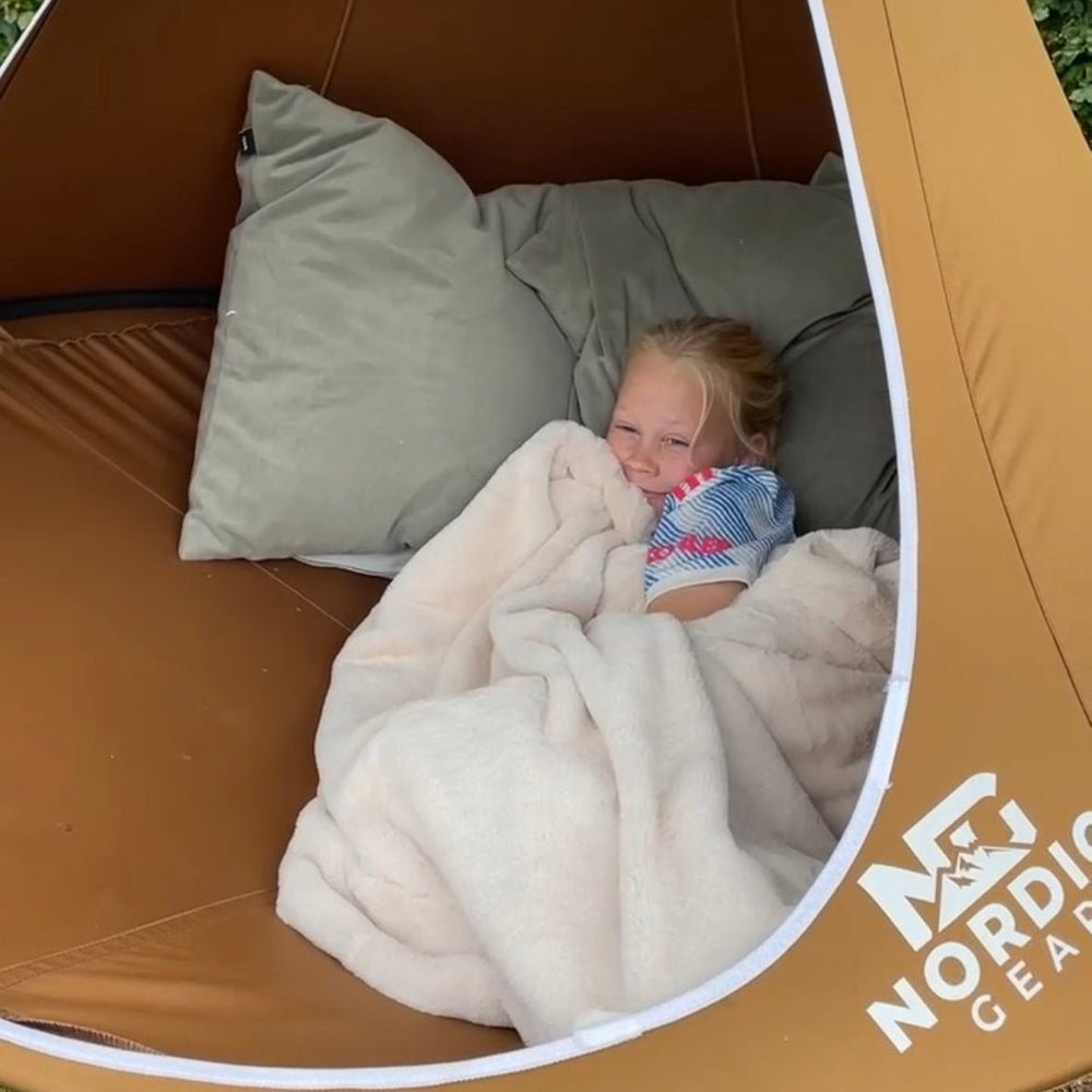 Nordic Gear™ Hanging Tent - nordicgear.com